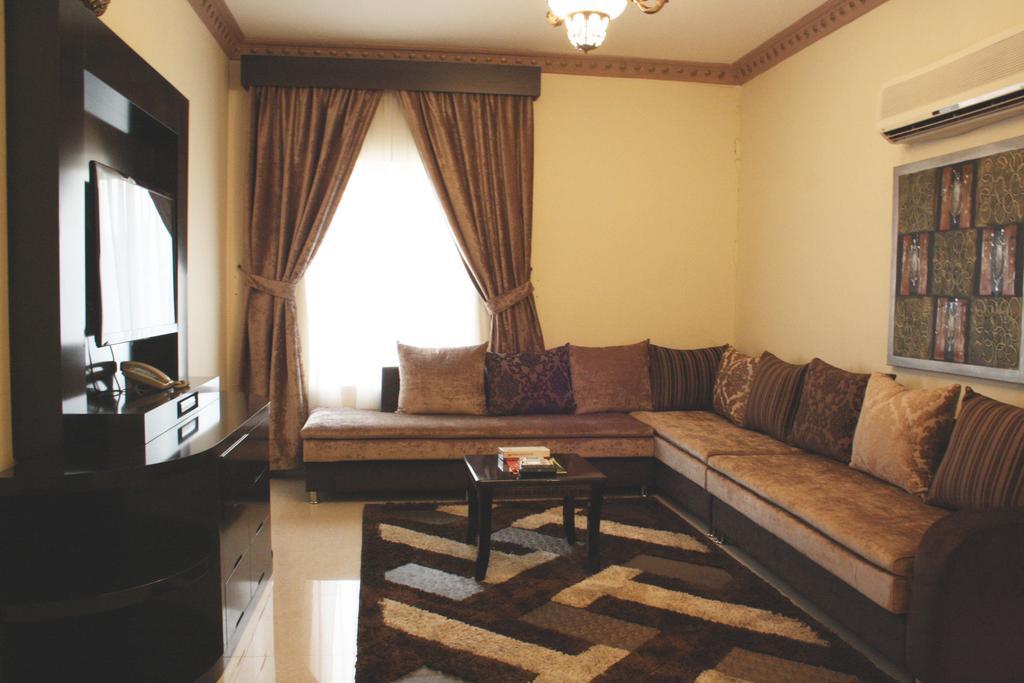 利雅德Al Yamama Palace- Al Malqa Branch公寓式酒店 外观 照片